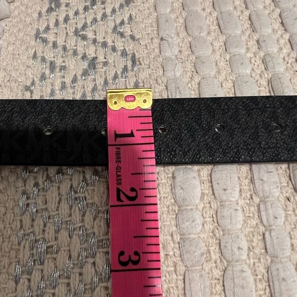 Authentic Michael Kors Women Reversible Belt Size Small White Black - Picture 11 of 12